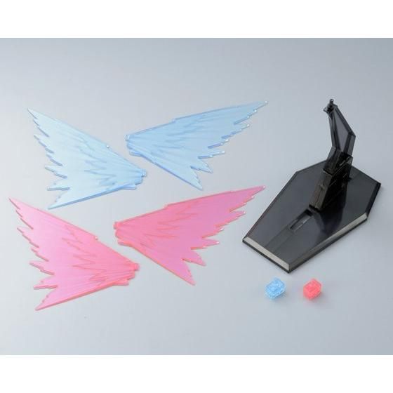 HGUC Expansion Effect Unit "Wings of Light" for Victory Two Gundam (Aug)